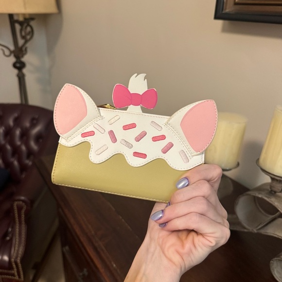 Cute Pink and White Sprinkle Wallet Ann Marie Loungefly x Aristocats Wallet 🐱💕 - Picture 5 of 5